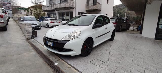 Usata Renault Clio R.S. R.S. 203 CV (149 kW) 2010 Bianco Utilitaria