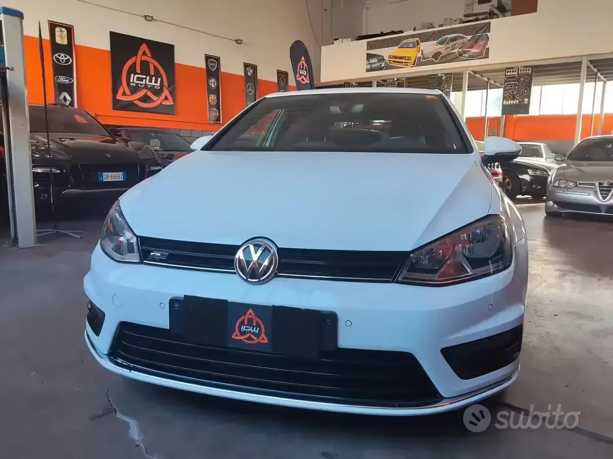 Usata VW Golf VII R-line 110 CV (80 kW) 2016 Bianco Berlina