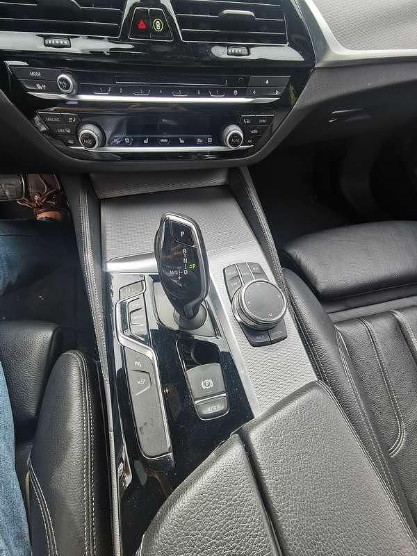 Usata BMW 520 M Sport 190 CV (139 kW) 2017 Grigio Station wagon