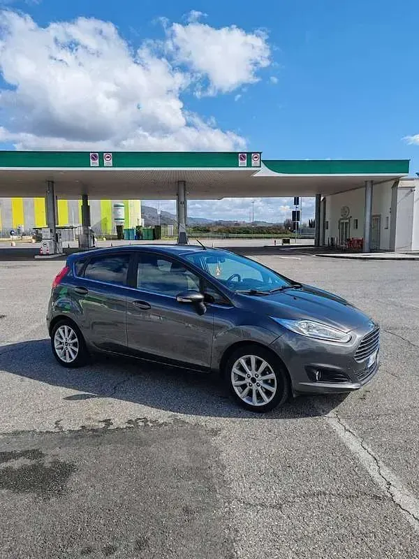 Usata Ford Fiesta Titanium 101 CV (74 kW) 2019 Utilitaria