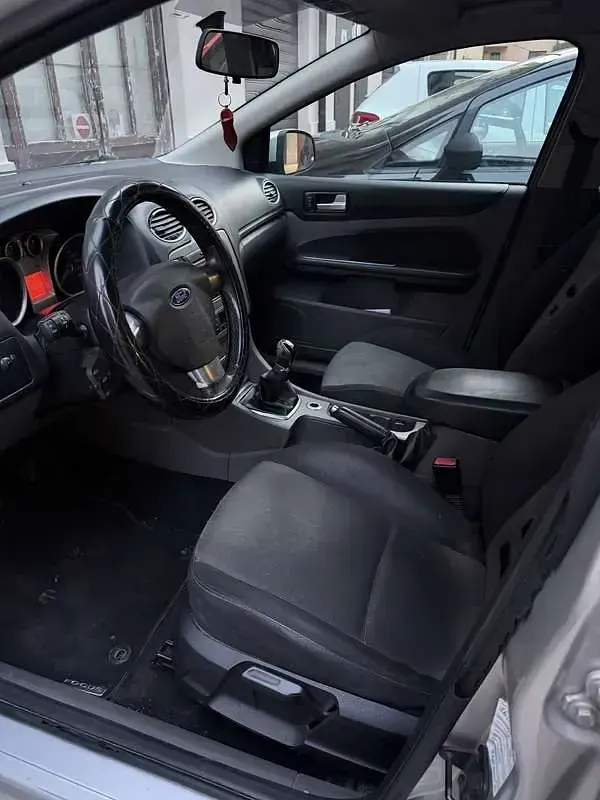 Usata Ford Focus 109 CV (80 kW) 2010 Station wagon