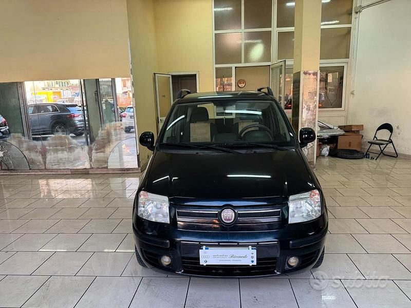Usata Fiat Panda Dynamic 59 CV (43 kW) 2010 Nero Utilitaria