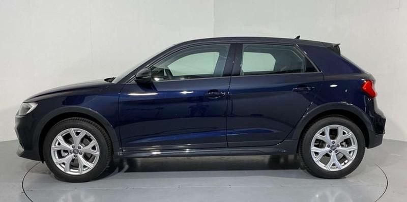 Usata 2019 Audi A1 Ambiente Berlina | 17.000 € (Ottimo prezzo) - Immagine 1/4