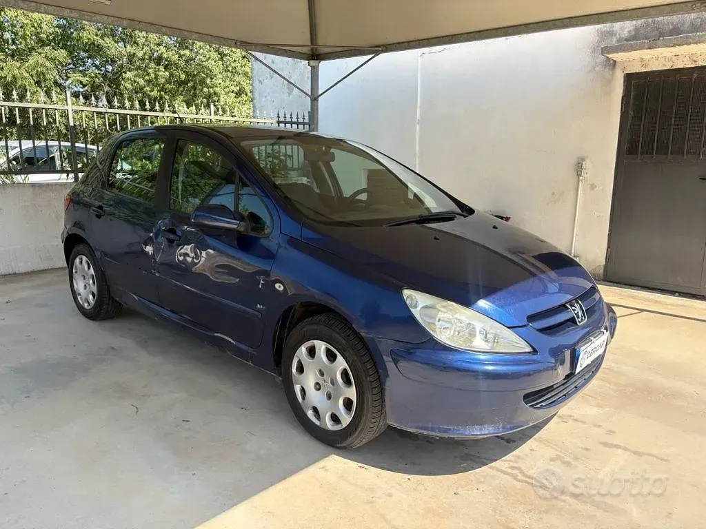 Usata Peugeot 307 109 CV (80 kW) 2005 Bluazzurro Berlina