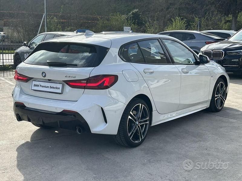 Usata BMW 120 M Sport 190 CV (139 kW) 2023 Bianco Utilitaria