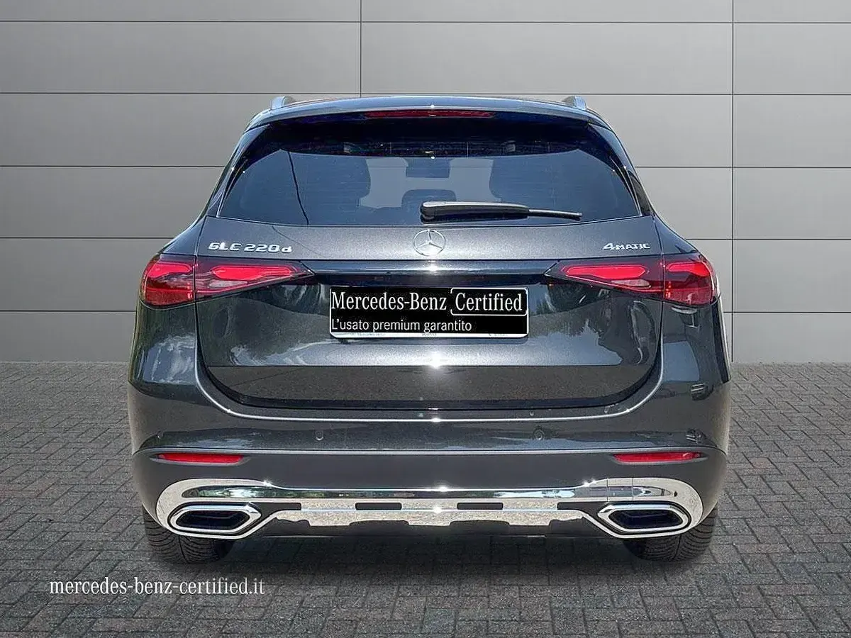Usata Mercedes GLC220 Advanced Plus 197 CV (144 kW) 2025 Grigio scuro metallizzato SUV