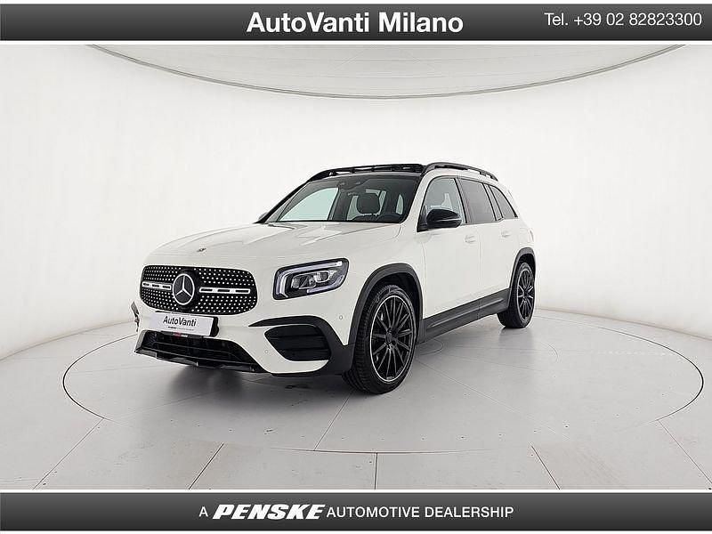 Bianco Usata 2021 Mercedes GLB220 Premium SUV | 40.470 € (Buon prezzo) - Immagine 1/4