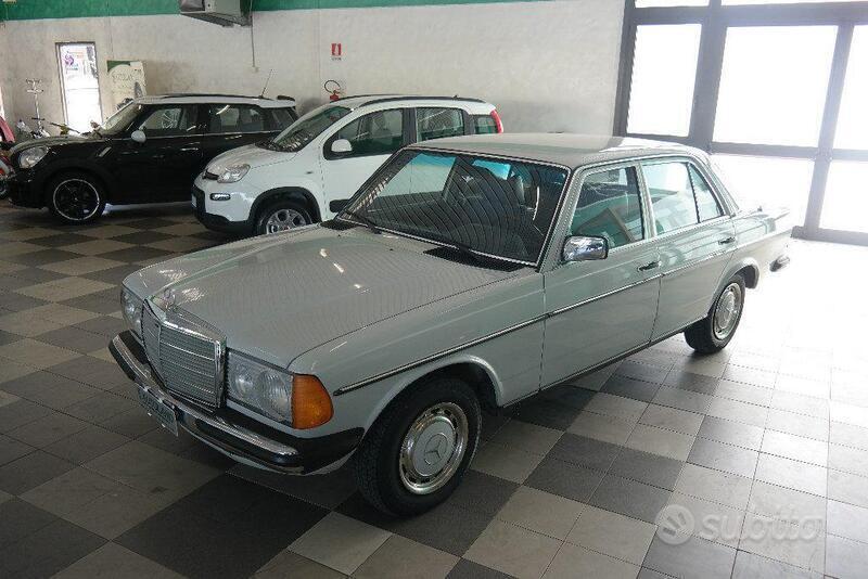 Usato 1970 Mercedes 200 Benzin (8.900 €)
