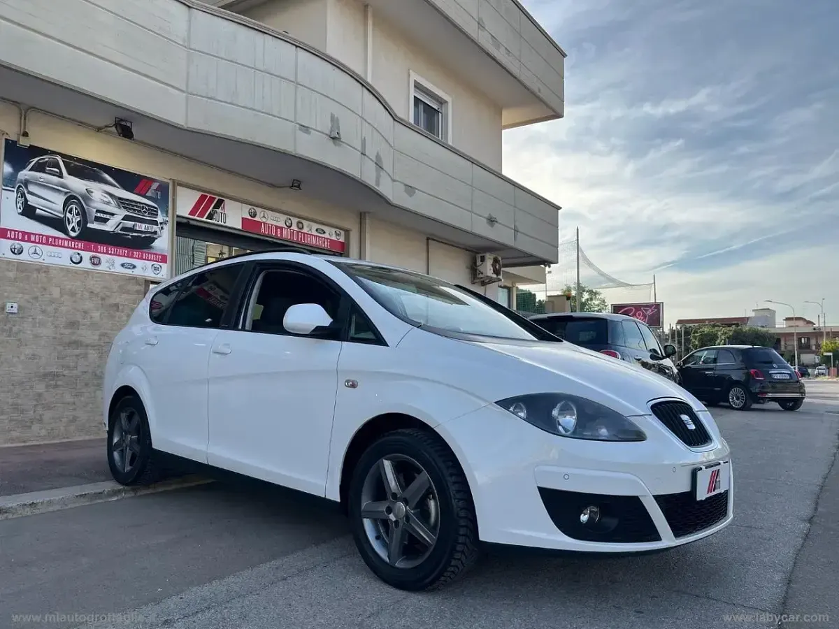 Usata Seat Altea XL I-Tech 105 CV (77 kW) 2014 Bianco Monovolume