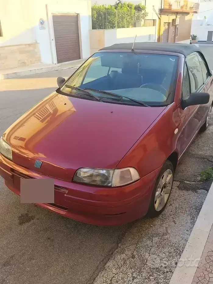 Usata Fiat Punto Cabriolet 60 CV (44 kW) 1996 Rosso Cabrio