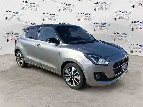 Usata Suzuki Swift 90 CV (66 kW) 2019 Argento Utilitaria