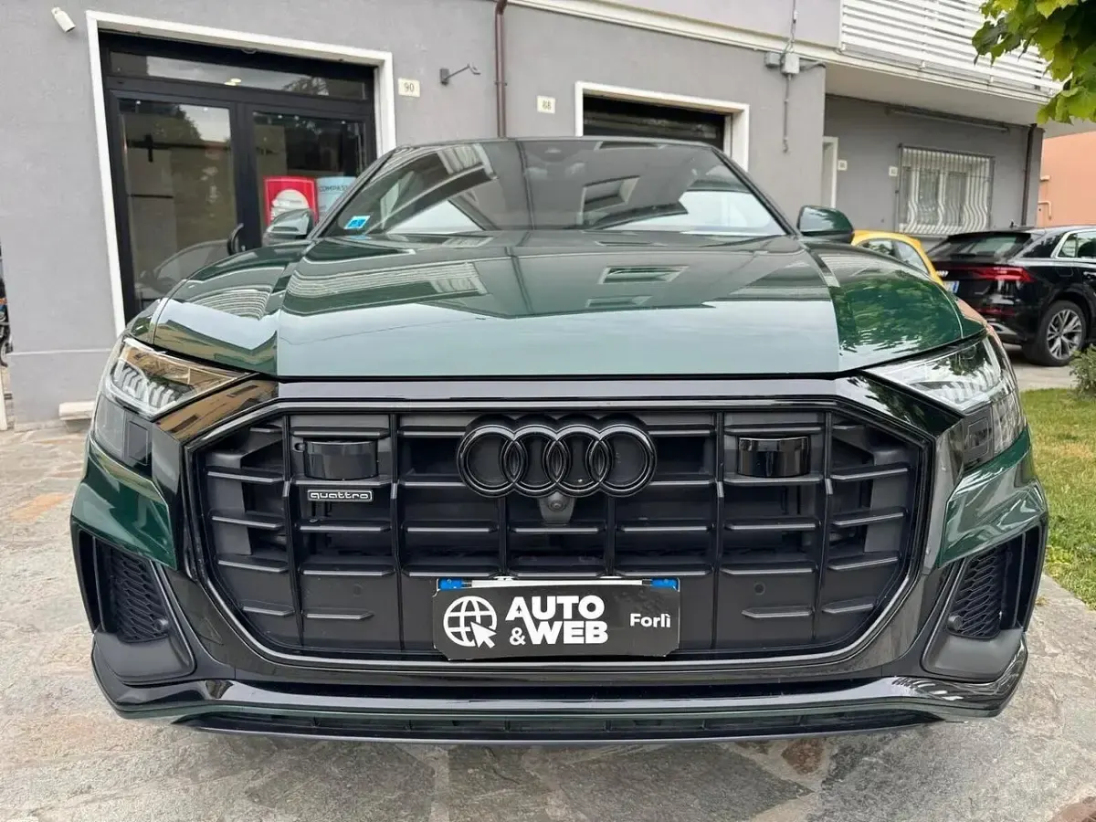 Usata Audi Q8 Sport 285 CV (209 kW) 2023 Verde SUV