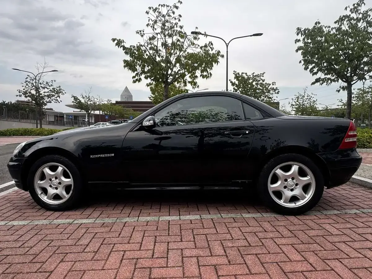 Usata Mercedes SLK230 193 CV (141 kW) 2003 Other Cabrio