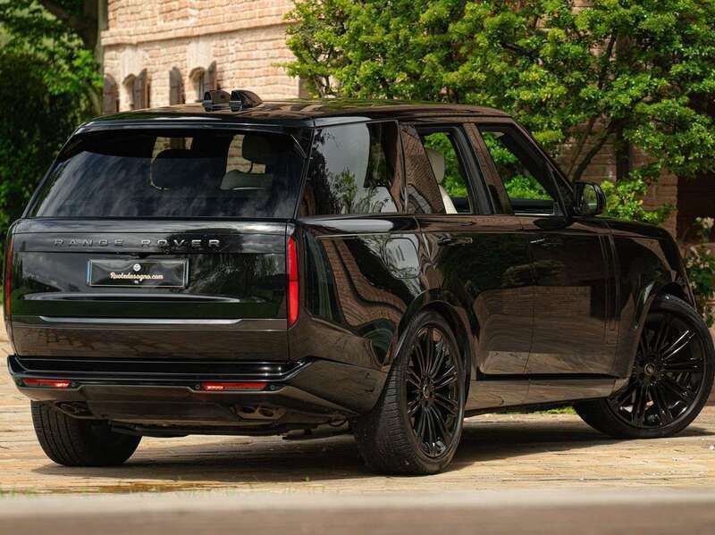 Usata Land Rover Range Rover Autobiography 2024 Nero SUV