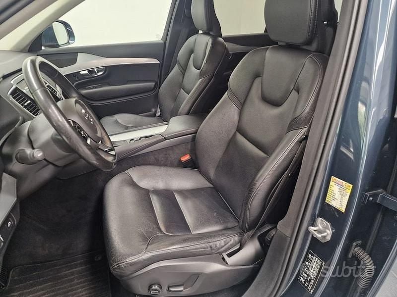 Usata Volvo XC90 Momentum 235 CV (172 kW) 2019 Blu SUV