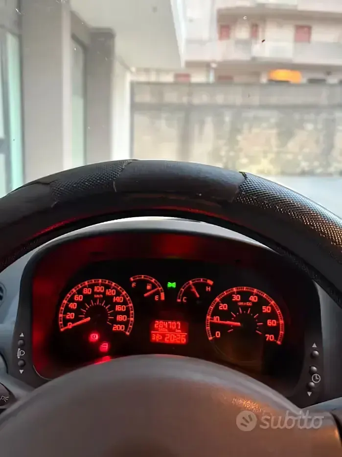 Usata Fiat Panda 70 CV (51 kW) 2007 Utilitaria