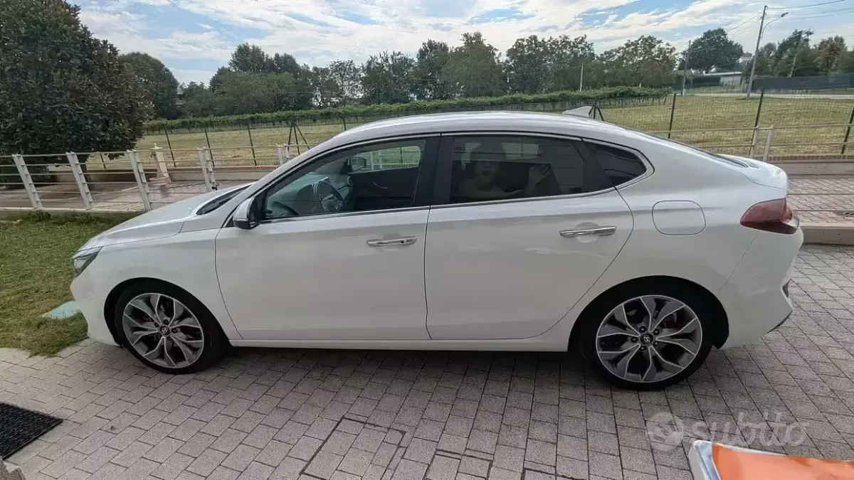 Usata Hyundai i30 140 CV (102 kW) 2018 Berlina