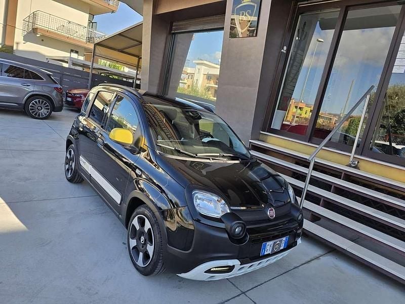 Nero Usata 2025 Fiat Panda Cross Cross Due volumi | 13.490 € (Buon prezzo) - Immagine 1/4