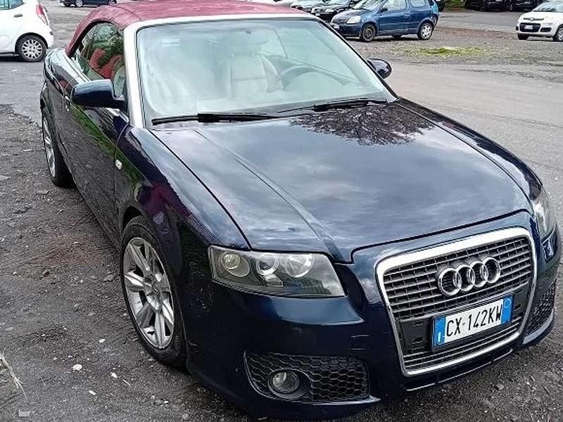 Usata Audi A4 Cabriolet 163 CV (119 kW) 2005 Blu/azzurro Cabrio