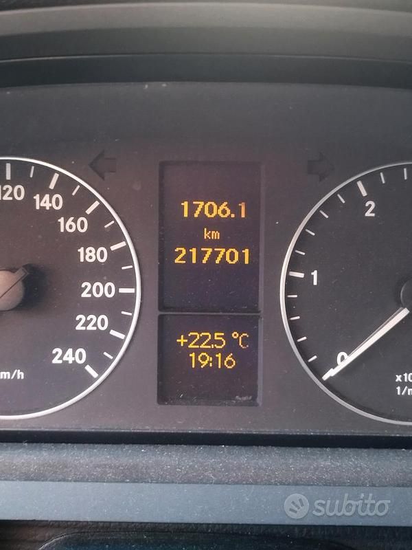 Usata Mercedes A180 109 CV (80 kW) 2008 Berlina