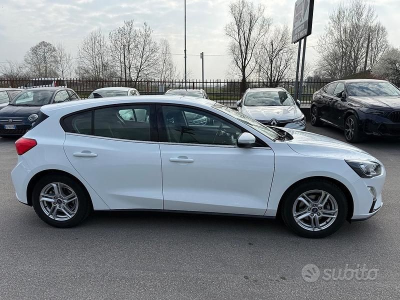 Usata Ford Focus Business Edition 120 CV (88 kW) 2021 Bianco Berlina