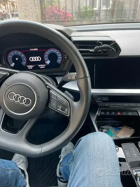 Usata Audi A3 Sportback S-Line 116 CV (85 kW) 2024 Grigio Utilitaria