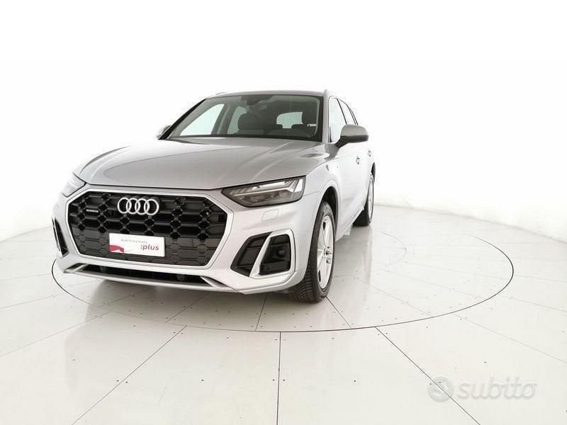 Argento floret metallizzato Usata 2023 Audi Q5 S-Line SUV | 49.200 € (Buon prezzo) - Immagine 1/4