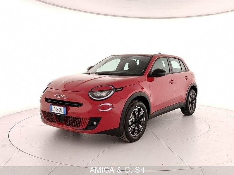 Nuova Fiat 600 Icon 145 CV (106 kW) 2025 Rosso SUV