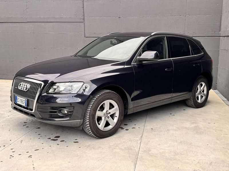 Usata Audi Q5 Ambiente 211 CV (155 kW) 2011 Grigio SUV