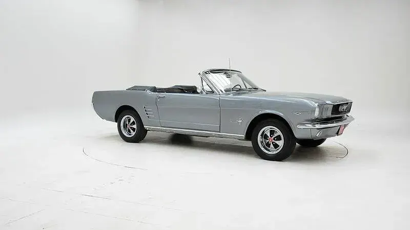 Usata Ford Mustang 324 CV (238 kW) 1966 Altri Cabrio