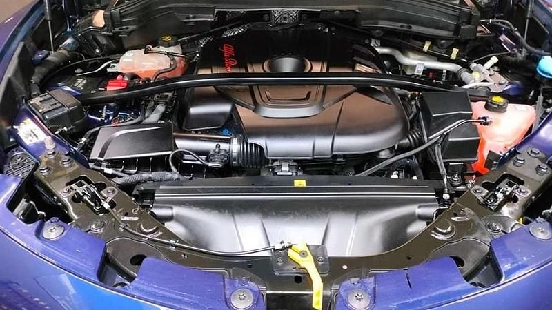 Usata Alfa Romeo Stelvio 209 CV (153 kW) 2017 Blu/azzurro SUV