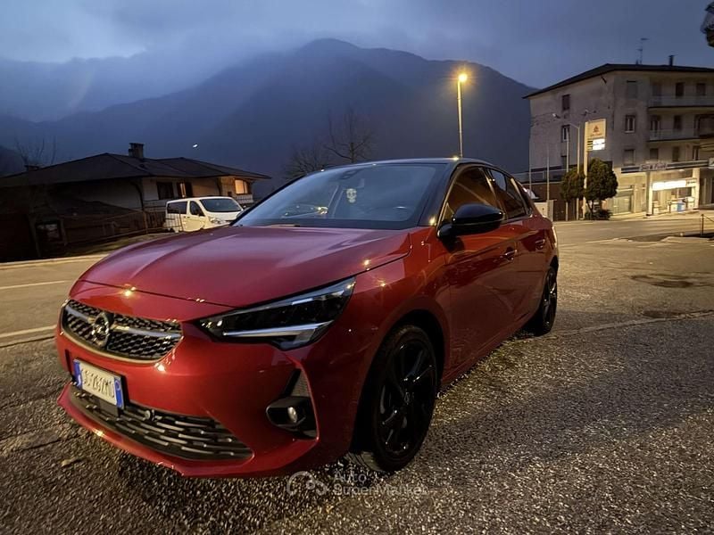 Usata Opel Corsa GS Line 101 CV (74 kW) 2020 Rosso Utilitaria