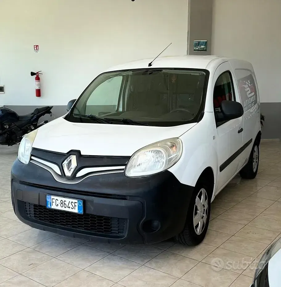 Usata Renault Kangoo 90 CV (66 kW) 2017 Bianco Monovolume