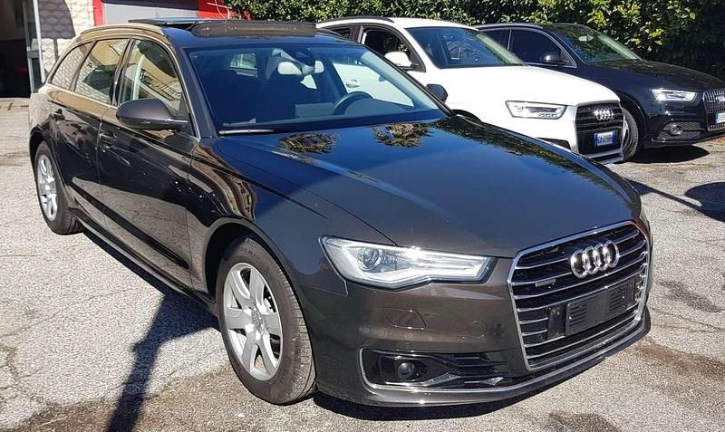 Usata Audi A6 Business Plus 190 CV (139 kW) 2016 Grigio Station wagon
