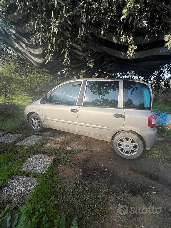 Usata Fiat Multipla 2006 Giallo Monovolume