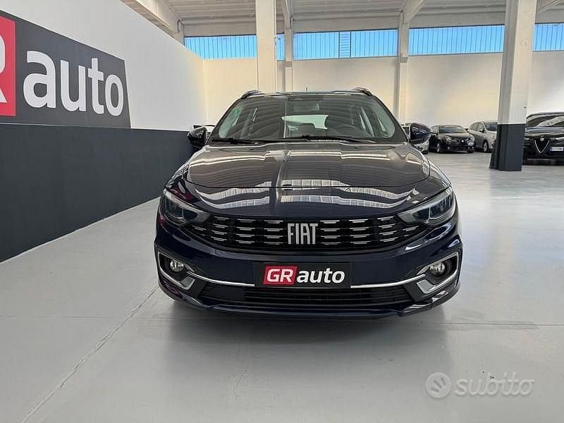 Usata Fiat Tipo Sport 131 CV (96 kW) 2021 Blu/azzurro Berlina