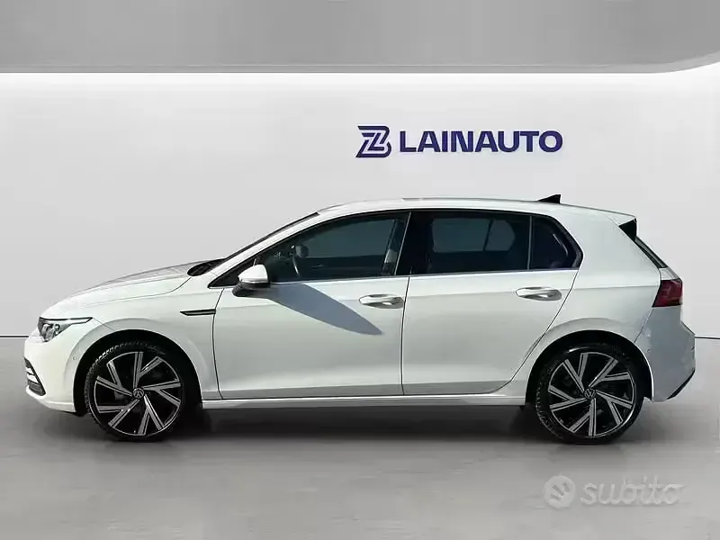 Usata VW Golf VIII Style 131 CV (96 kW) 2022 Bianco Berlina