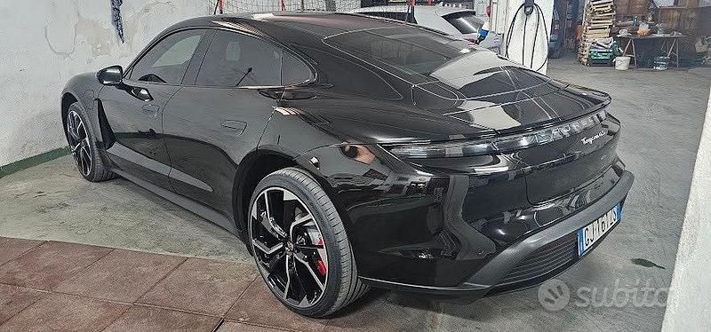 Nero Usata 2021 Porsche Taycan 4S Performance Package Tre volumi | 68.000 € (Ottimo prezzo) - Immagine 1/4