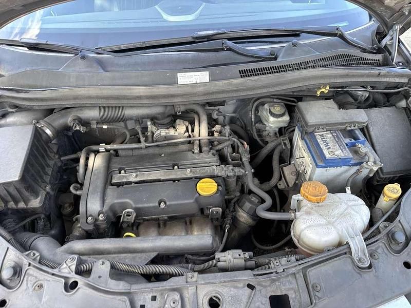 Usata Opel Corsa Cosmo 80 CV (58 kW) 2008 Utilitaria