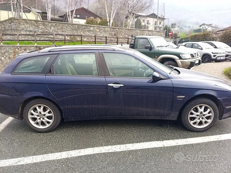 Usata Alfa Romeo 156 150 CV (110 kW) 2006 Blu Station wagon