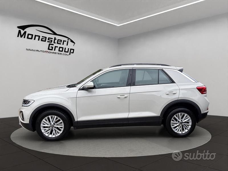 Usata VW T-Roc Business 110 CV (80 kW) 2022 Beige SUV