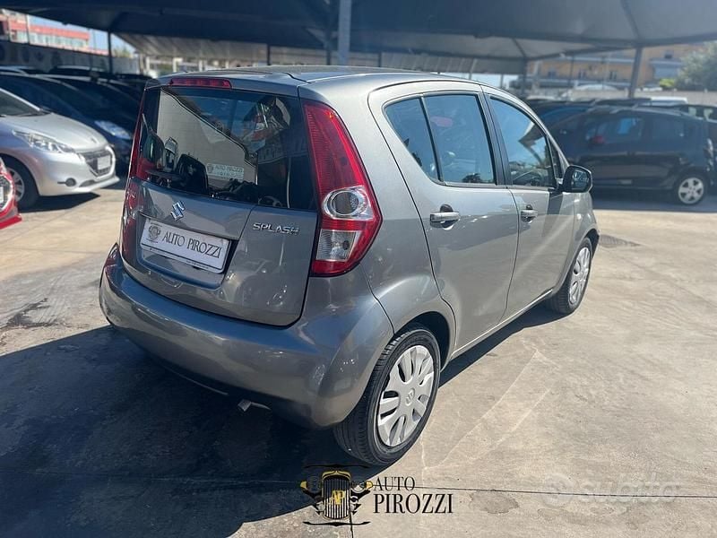 Usata Suzuki Splash 65 CV (47 kW) 2012 Grigio Utilitaria