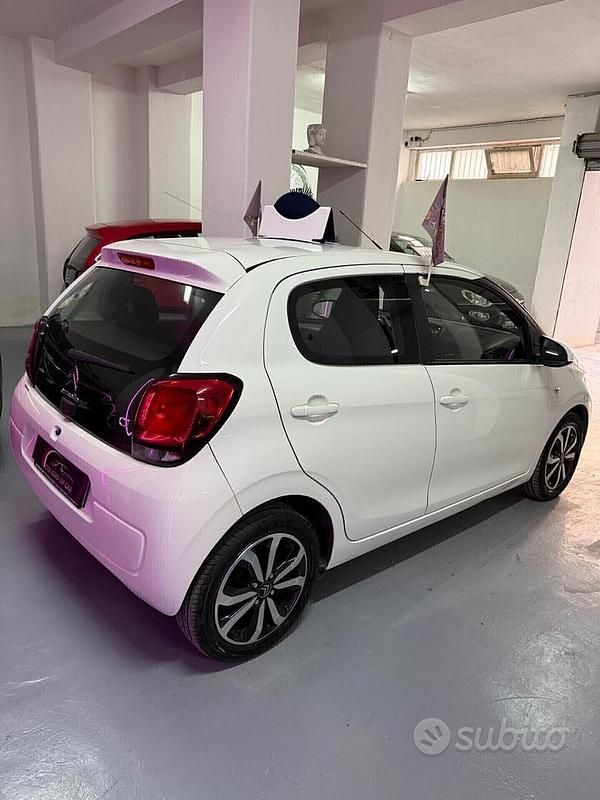Usata Citroën C1 Shine 72 CV (52 kW) 2021 Bianco Utilitaria