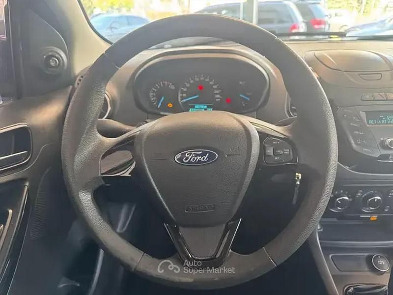 Begagnad Ford Ka Plus 71 HK (52 kW) 2018 Grå Halvkombi