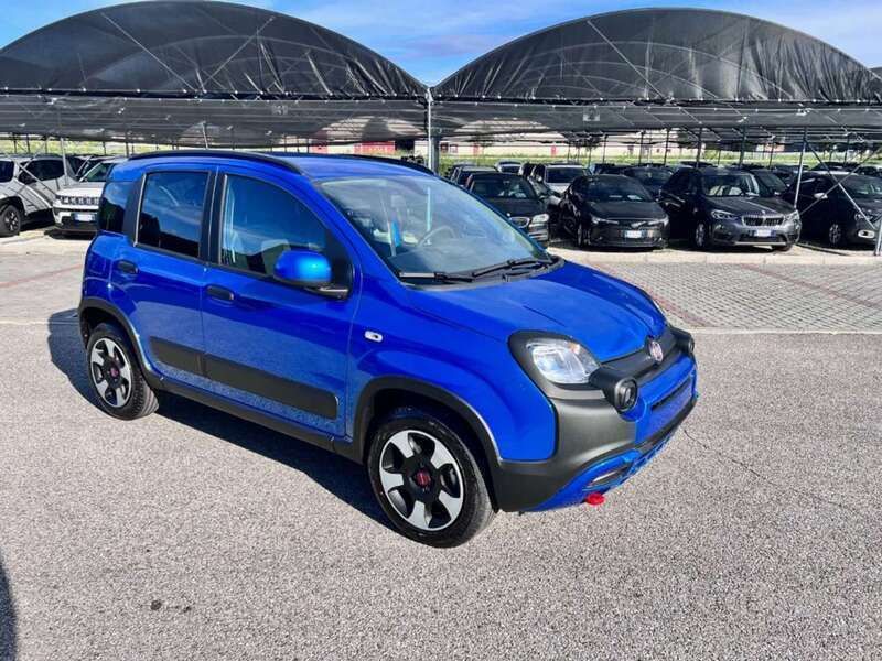 Usata Fiat Panda Cross Cross 69 CV (50 kW) 2024 Blu Utilitaria