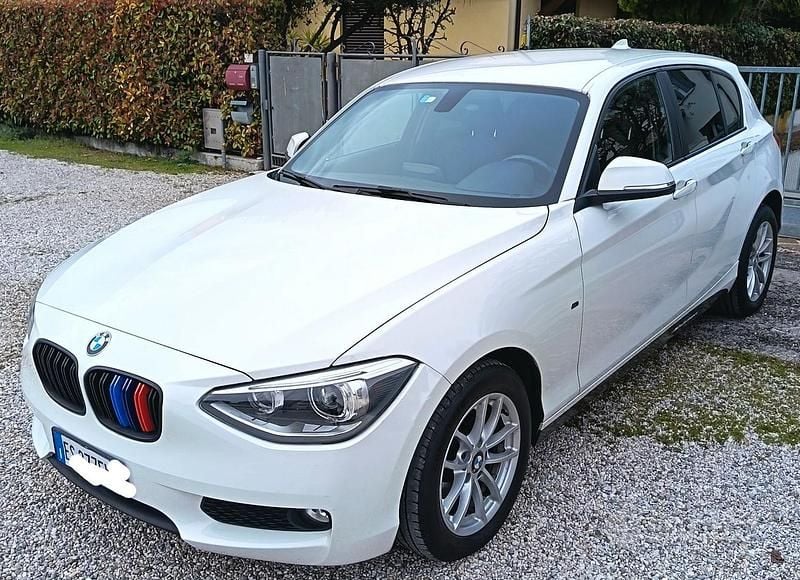 Usata BMW 114 Comfort Edition 95 CV (69 kW) 2013 Bianco Utilitaria