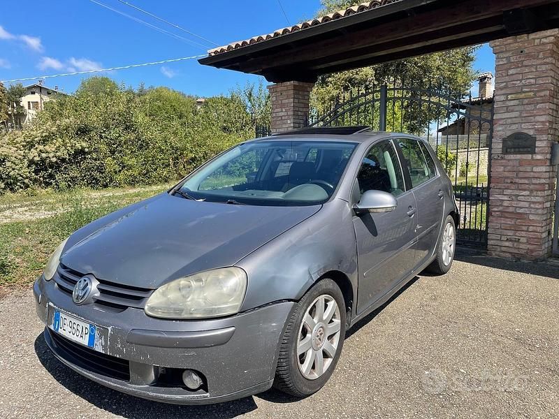 Grigio Usata 2006 VW Golf Tre volumi | 990 € (Ottimo prezzo) - Immagine 1/4