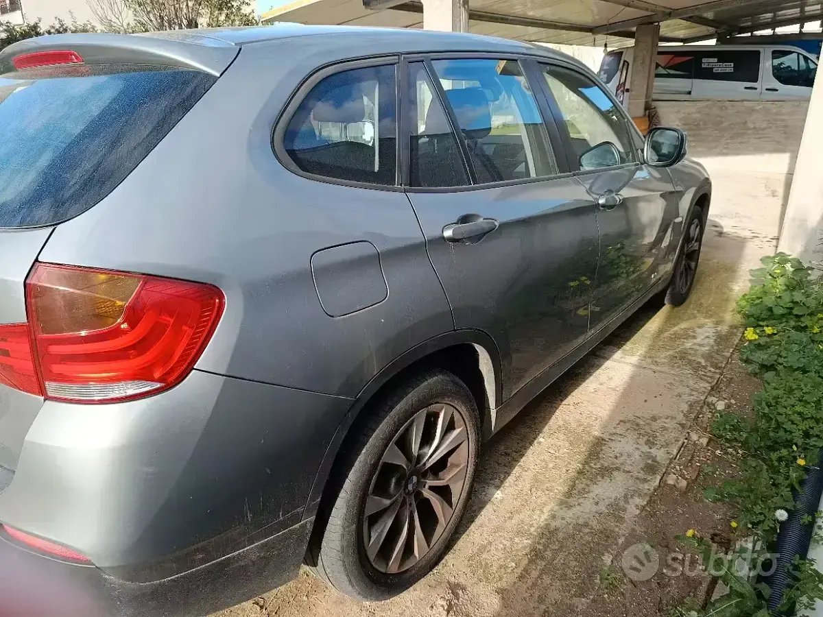 Usata BMW X1 143 CV (105 kW) 2011 Grigio SUV