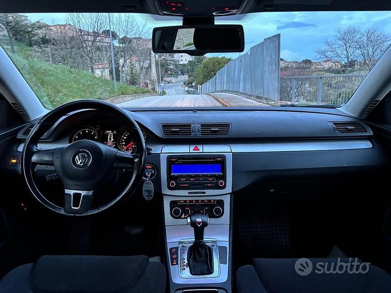 Usata VW Passat Comfortline 150 CV (110 kW) 2010 Berlina