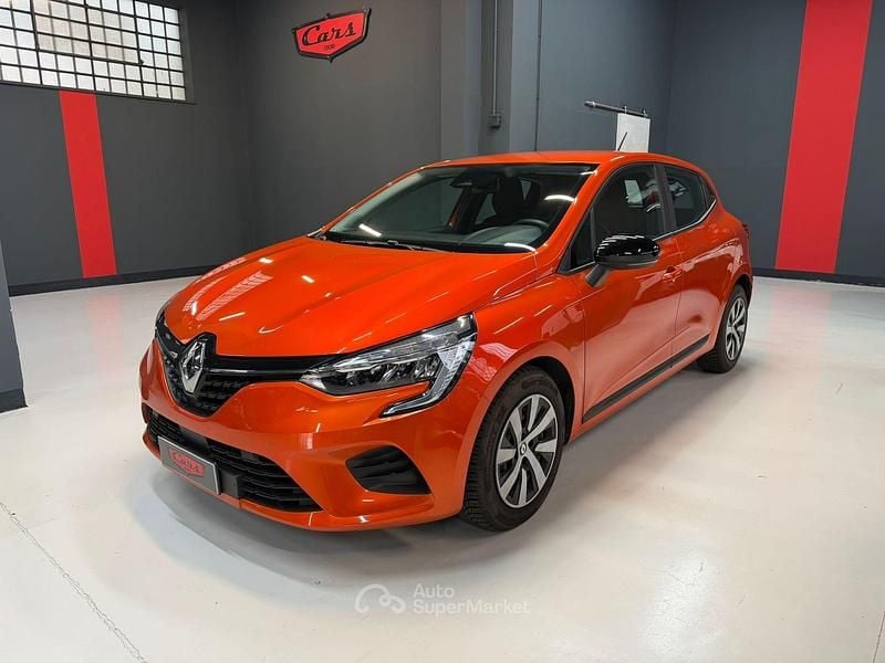 Usata Renault Clio V 91 CV (66 kW) 2023 Arancione Berlina